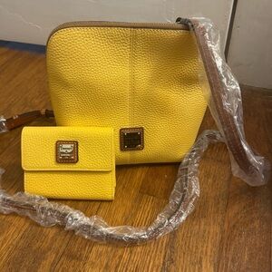 Dooney & Bourke Purse Set ~ NWT!